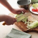 Кухненски нож Fuji Cutlery Santoku FC-682 Wisteria - жълт » Dulotec.BG