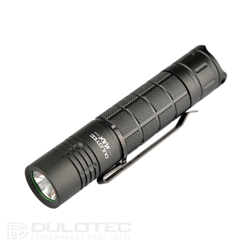 Мощен компактен фенер Dulotec Convoy S15 MAX, до 2000 лумена, до 460 метра, SFT25R диод и батерия с вградено зарядно » Dulotec.BG