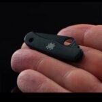 Миниатюрен сгъваем нож Spyderco Bug Black 3Cr 32мм C133BK » Dulotec.BG